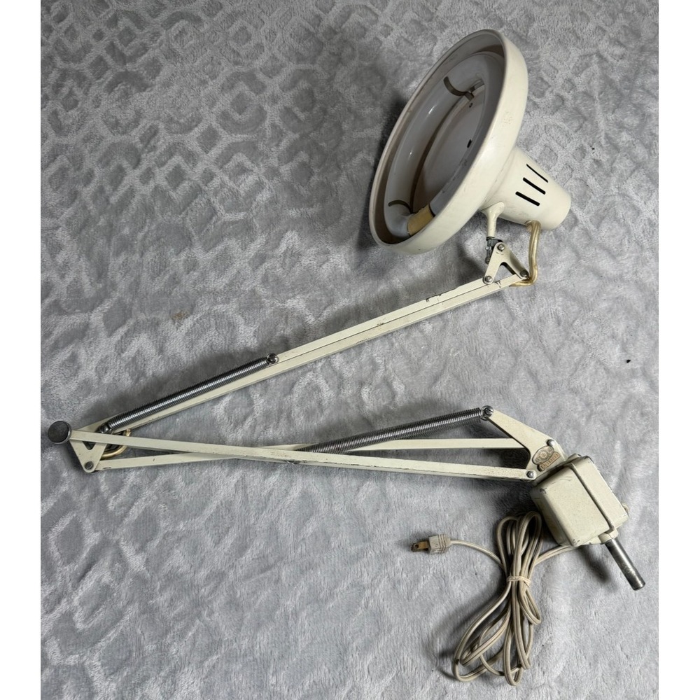 Vintage Luxo Color Correct Articulated Arm Drafting Lamp Table No Clamp